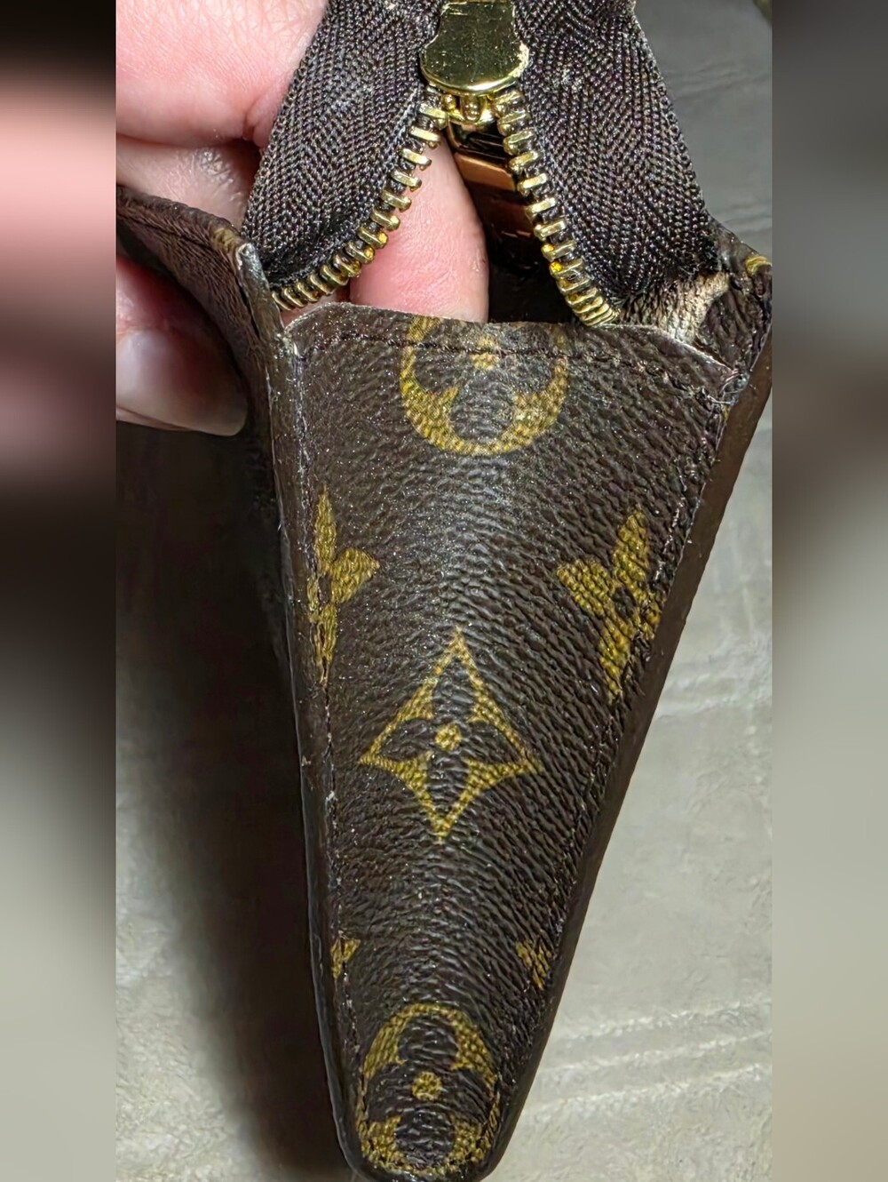 Authentic Louis Vuitton Monogram Pouch - Picture 10 of 16